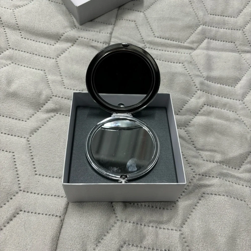 Mixit‎ Daisy Compaxt Mirror New In Box